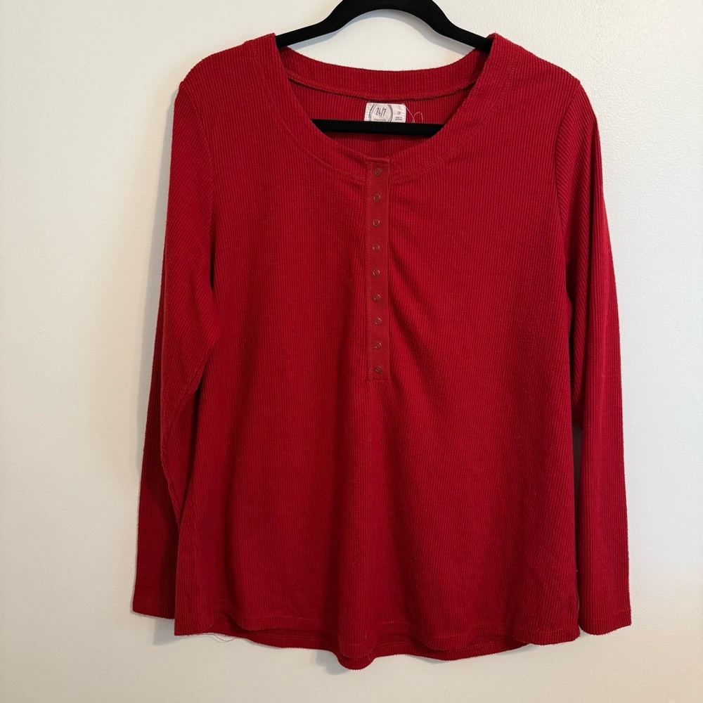 Maurices Red Ribbed Henley Long-Sleeve Tee
